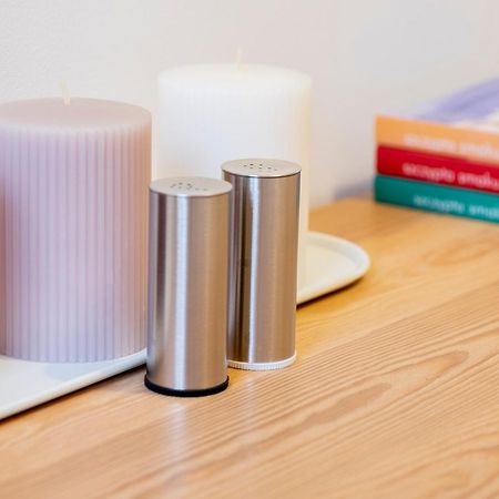 Cristine Apartment ワルシャワ エクステリア 写真