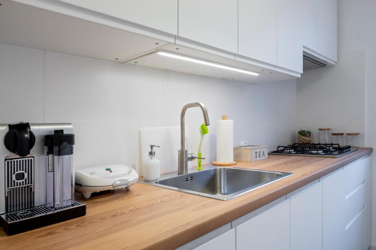 Cristine Apartment ワルシャワ エクステリア 写真